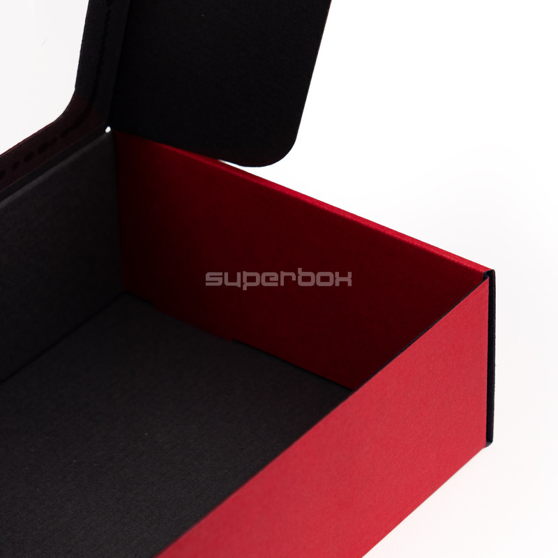Rote A5-Format-Geschenkbox mit Fenster Rote A5-Format-Geschenkbox mit Fenster
