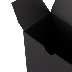 Schwarze längliche Box | 142x77x171 mm | Superbox