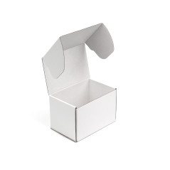 Kleine weiße tiefe Geschenkbox