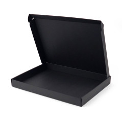 Große schwarze Geschenkbox mit niedriger Höhe
