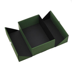 Geschenkbox im A5-Format, grün, mit Doppeltür und integriertem Satinband