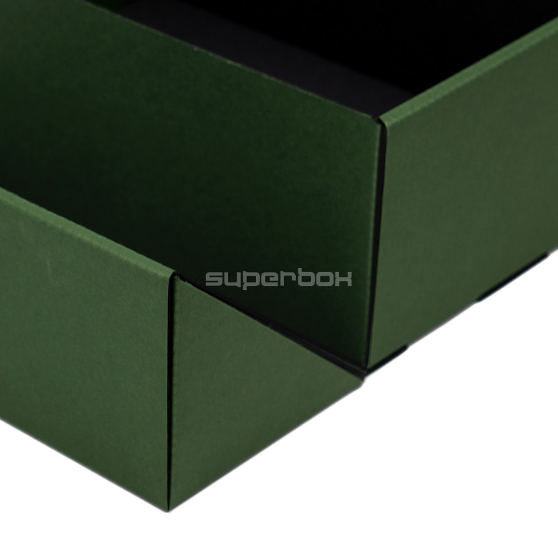 Geschenkbox im A5-Format, grün, mit Doppeltür und integriertem Satinband