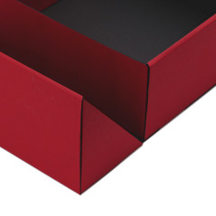 Quadratische rote Doppeltür-Box mit Band, 220x220x90 mm