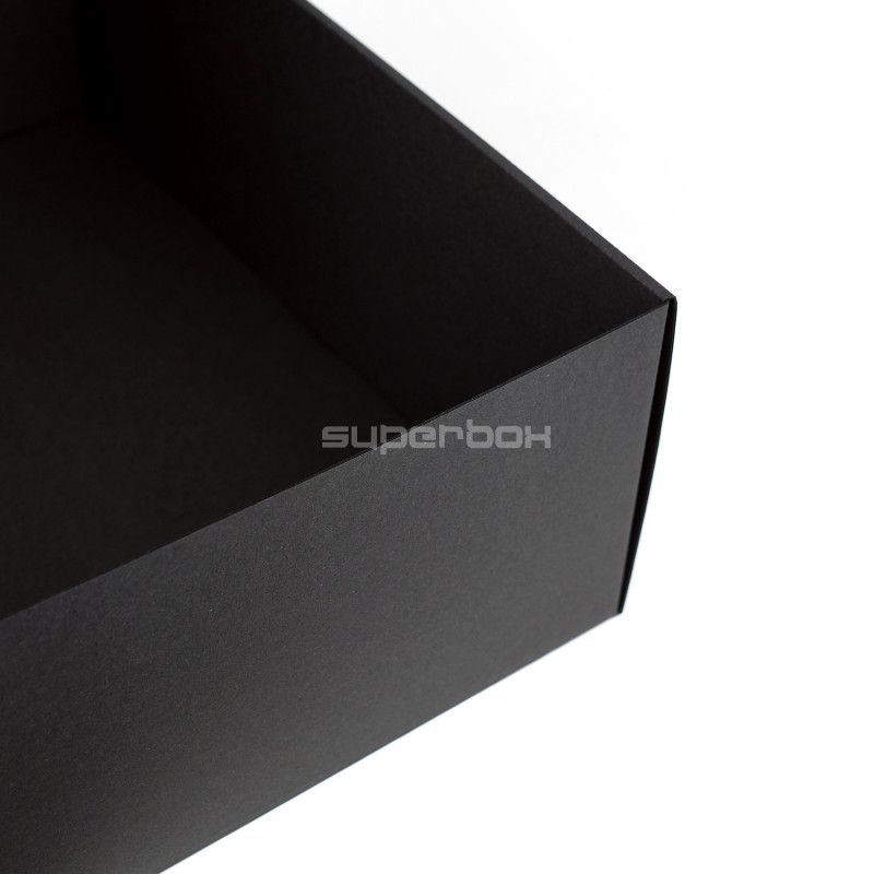 Sehr große schwarze Geschenkbox mit Schnellverschluss