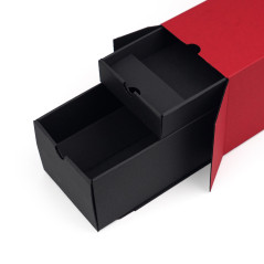 Geschlossene rote längliche Geschenkbox für Flasche mit zwei Schubladen, 320x108x90 mm