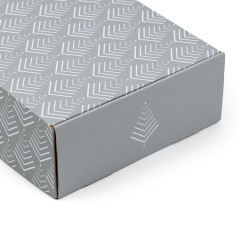 Graue Weihnachtsgeschenkbox mit Weihnachtsbaum-Muster, 305×215×85 mm