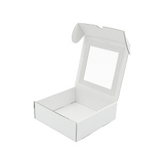 Weiße quadratische Geschenkbox mit durchsichtigem Fenster für Tee
