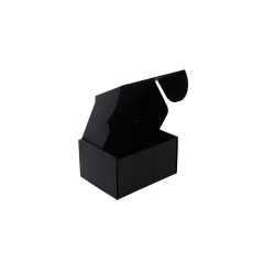 Kleine schwarze Pizza-Stil-Postbox