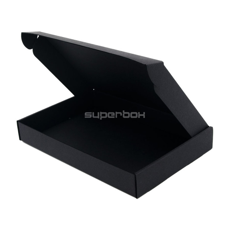 Kleine matt-schwarze Geschenkbox, 3 cm hoch