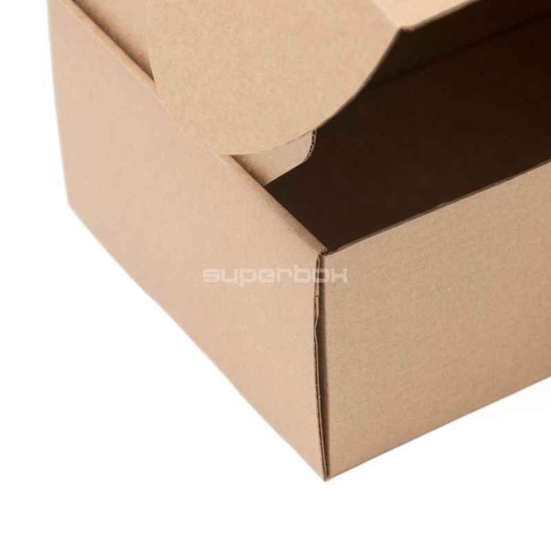 Braune Versandbox für Kosmetik- und Schönheitsartikel
