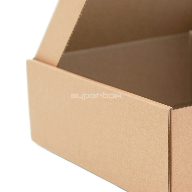 Braune Versand- und Verpackungs-Quadratbox