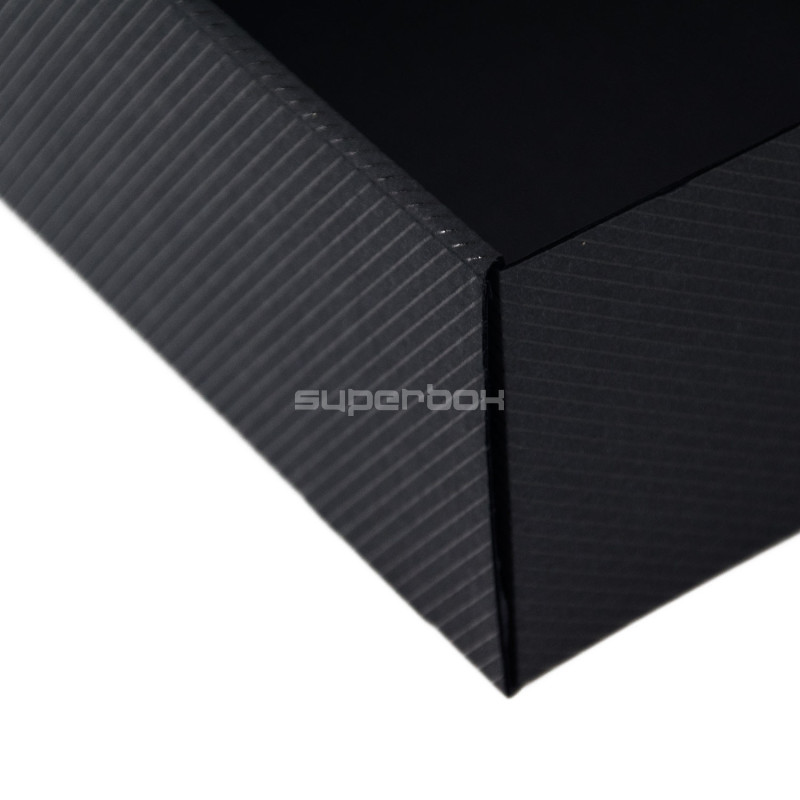 Schwarze große quadratische PREMIUM-Geschenkbox mit Streifen
