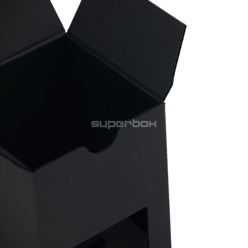 Schwarze Box mit Fenster zum Verpacken von Kerzen