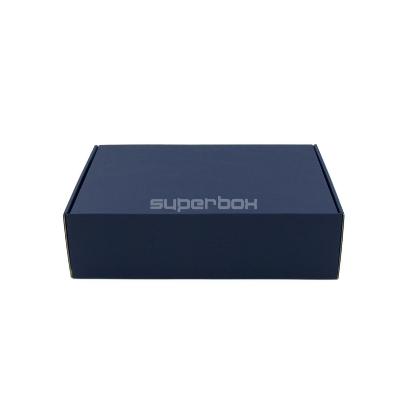 Blaue Geschenkbox A4-Format, innen weiß Blaue Geschenkbox A4-Format, innen weiß