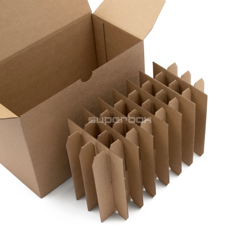 Wellpapp-Röhrenbox mit 32er Rastereinsatz für COVID-19-Tests