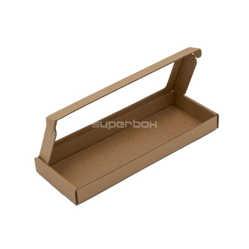 Niedrige längliche braune Box mit PVC-Fenster