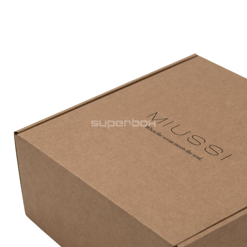 Braune Versand- und Verpackungs-Quadratbox