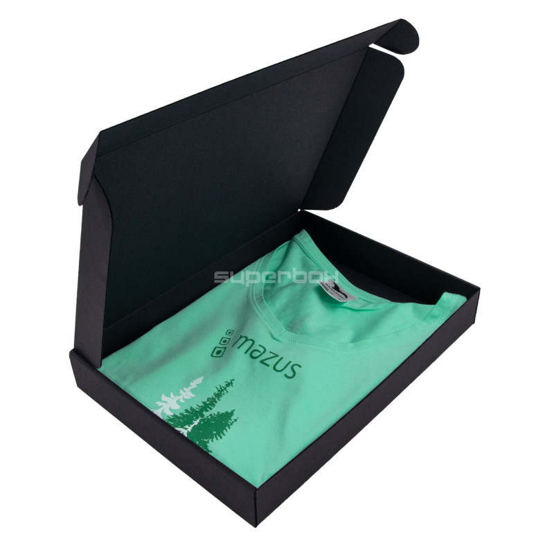 Schwarze Geschenkbox für T-Shirts oder Fotoalbum ohne Fenster