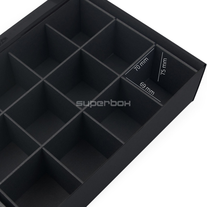 Schwarze A4-Geschenkbox mit Fenster