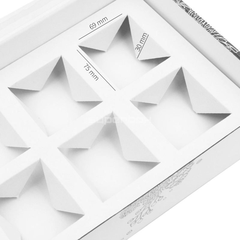 Weiße A4-Geschenkbox mit Platz für Logo