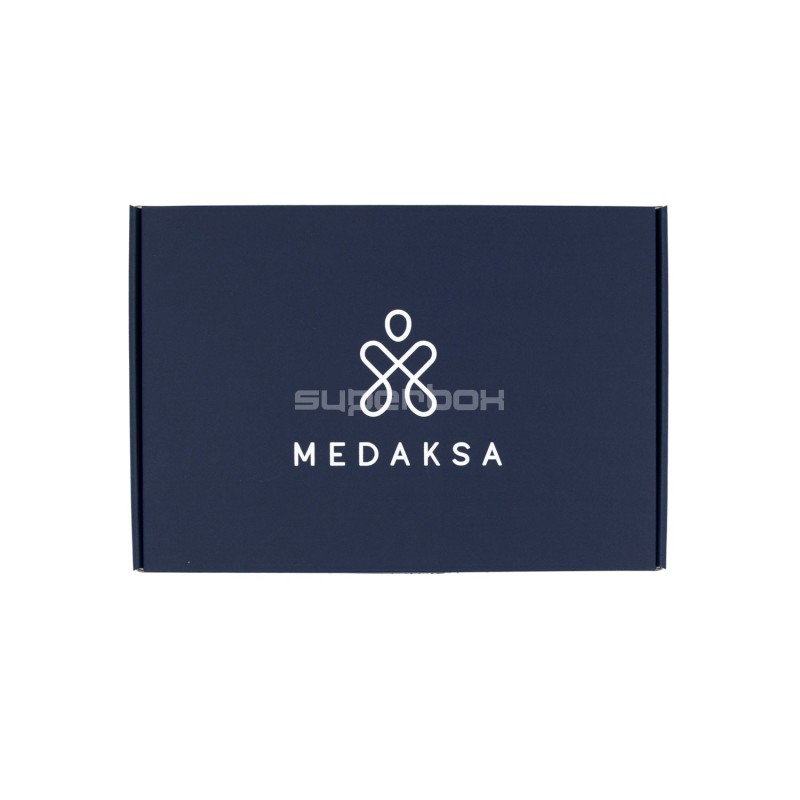 Blaue Geschenkbox A4-Format, innen weiß Blaue Geschenkbox A4-Format, innen weiß
