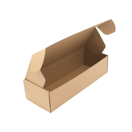 Lange Versandbox aus Wellpappe
