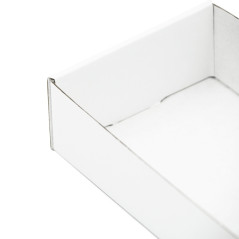 Baltas padėkliukas dovanų rinkiniams pakuoti, 26.5 cm ilgio