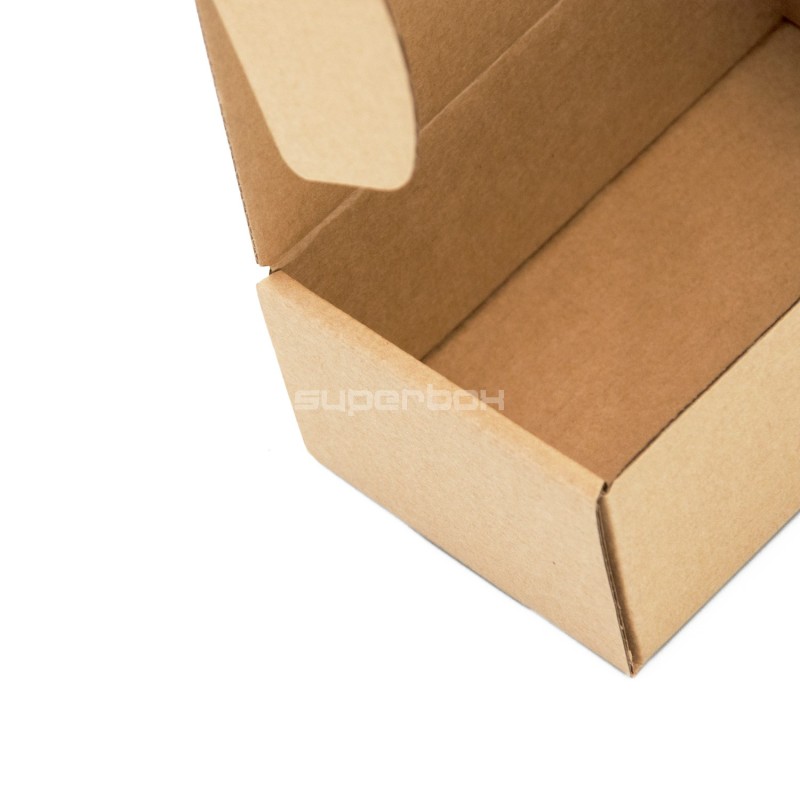 Kleine braune Schnellfaltbox