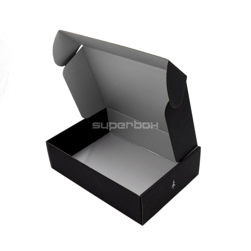Schwarze A4-Box mit Silberfoliendruck