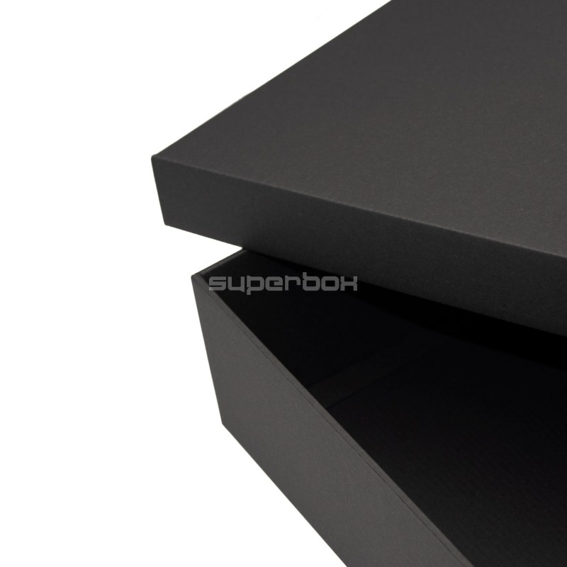 Sehr große schöne schwarze rechteckige Geschenkbox mit Deckel