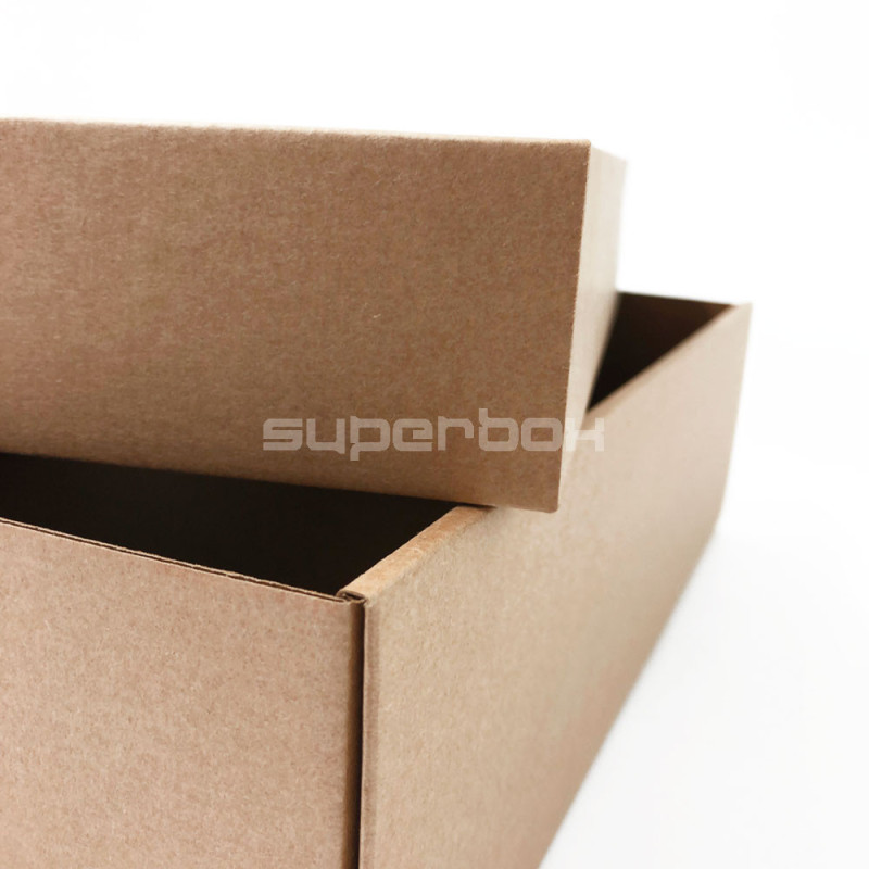 Große braune quadratische Geschenkbox, 14 cm hoch