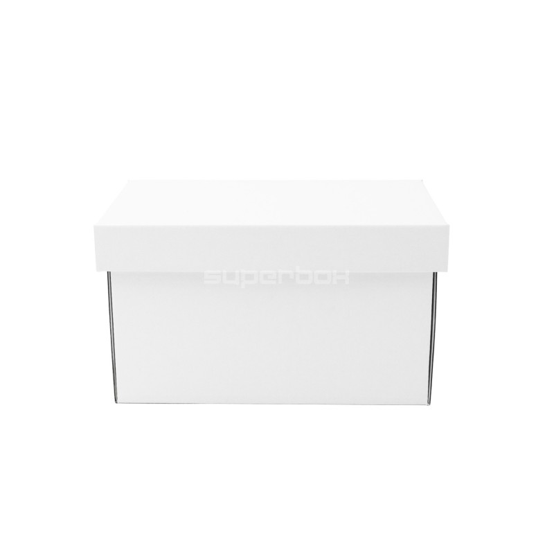 Weiße tiefe Kartonbox mit Deckel zum Verpacken von Nüssen
