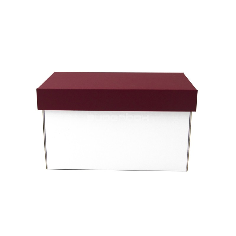 Weiße sehr tiefe Kartonbox mit weinrotem Deckel