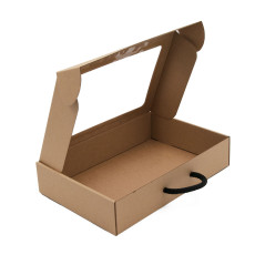 Braune Geschenkbox – Koffer mit Fenster und Textilgriff