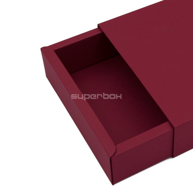 Sehr schöne kirschrote Hülse Geschenkbox