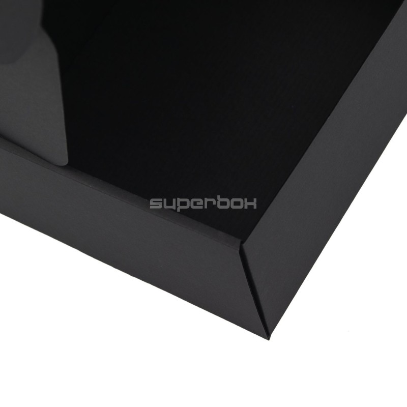 Schwarze Karton-Geschenkbox