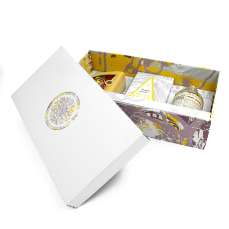 Exquisite Firmengeschenkbox für Käse und Getränke
