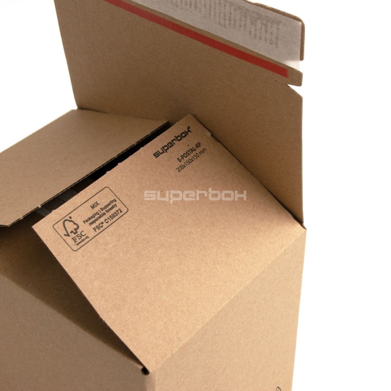 E-Commerce Box mit Aufreißstreifen für M-Paketautomaten