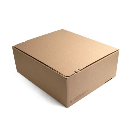 Große Versandbox mit Klebestreifen und Aufreißband