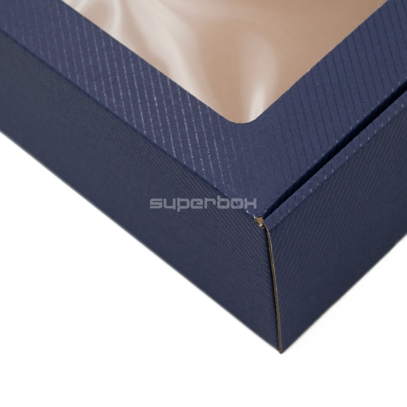 Dunkelblaue verlängerte Geschenkbox mit Fenster und Linien
