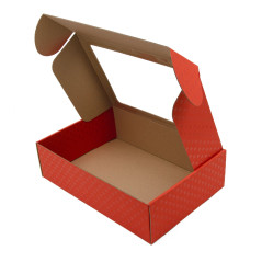 Rote Box mit Klarsichtfenster und Herzmotiv