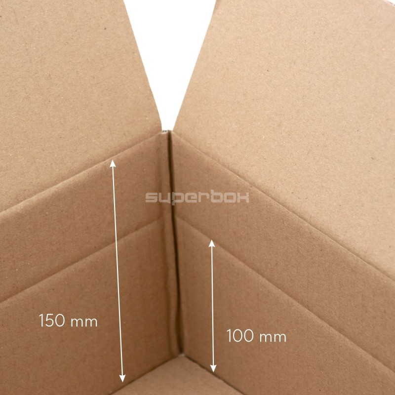 Zweistufig höhenverstellbare Transportbox