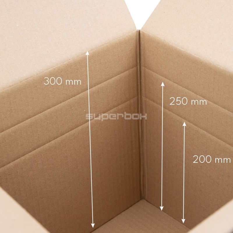 Dreistufig höhenverstellbare Transportbox