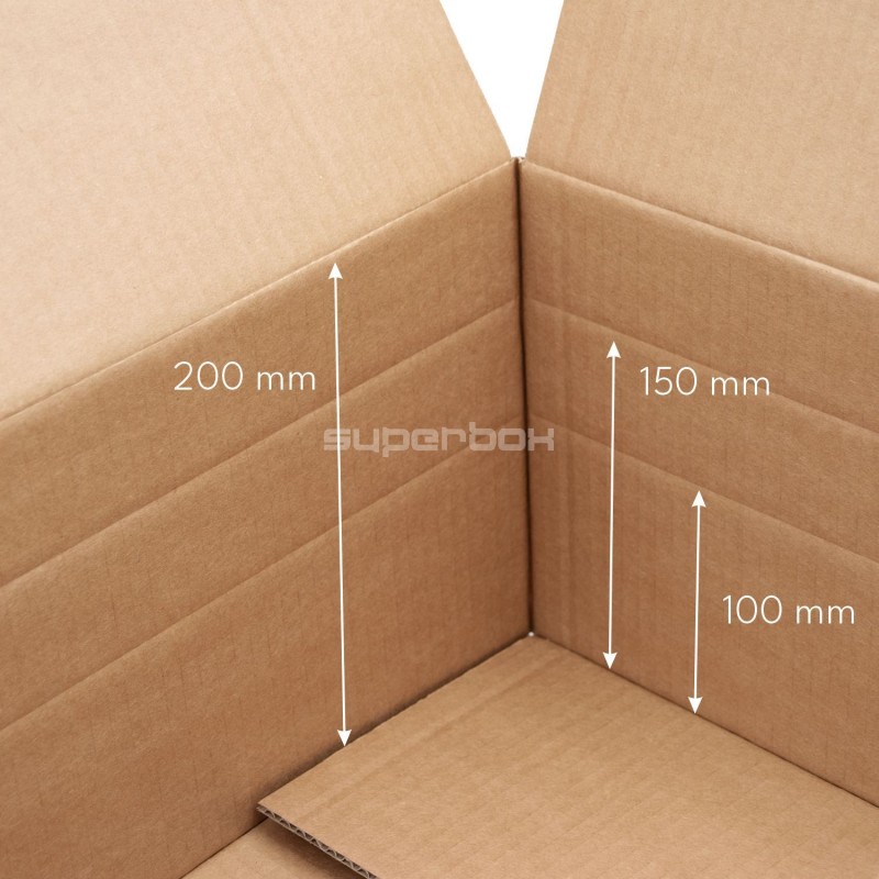 Große Versandbox mit drei Höhenstufen