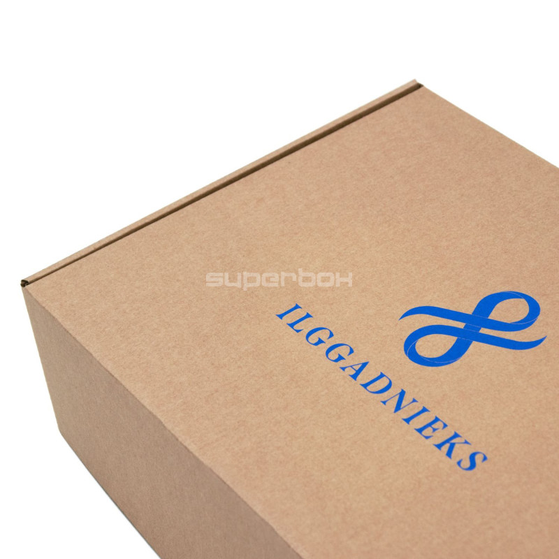 Braune A4-Geschenkbox