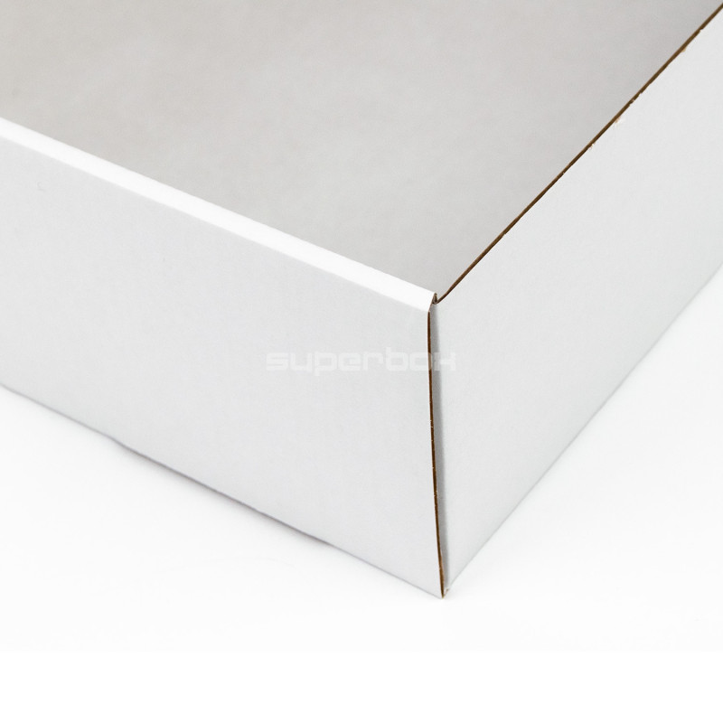 Weiße große quadratische Geschenkbox