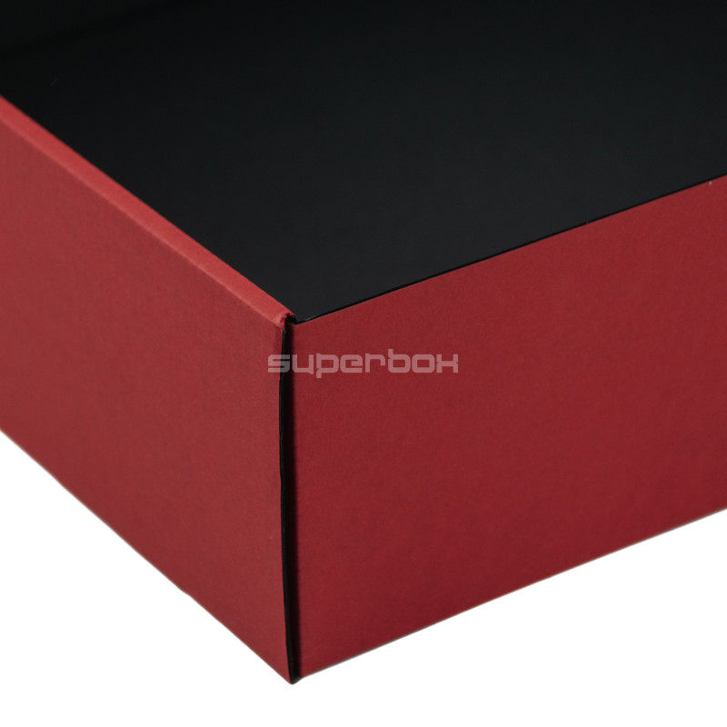 Rote Geschenkbox mit klarem Fenster für 3 Flaschen