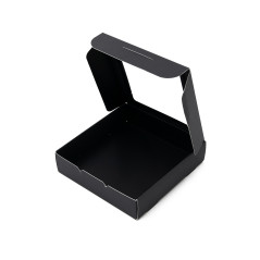 Schwarze Keksbox mit klarem Fenster und Laminat innen